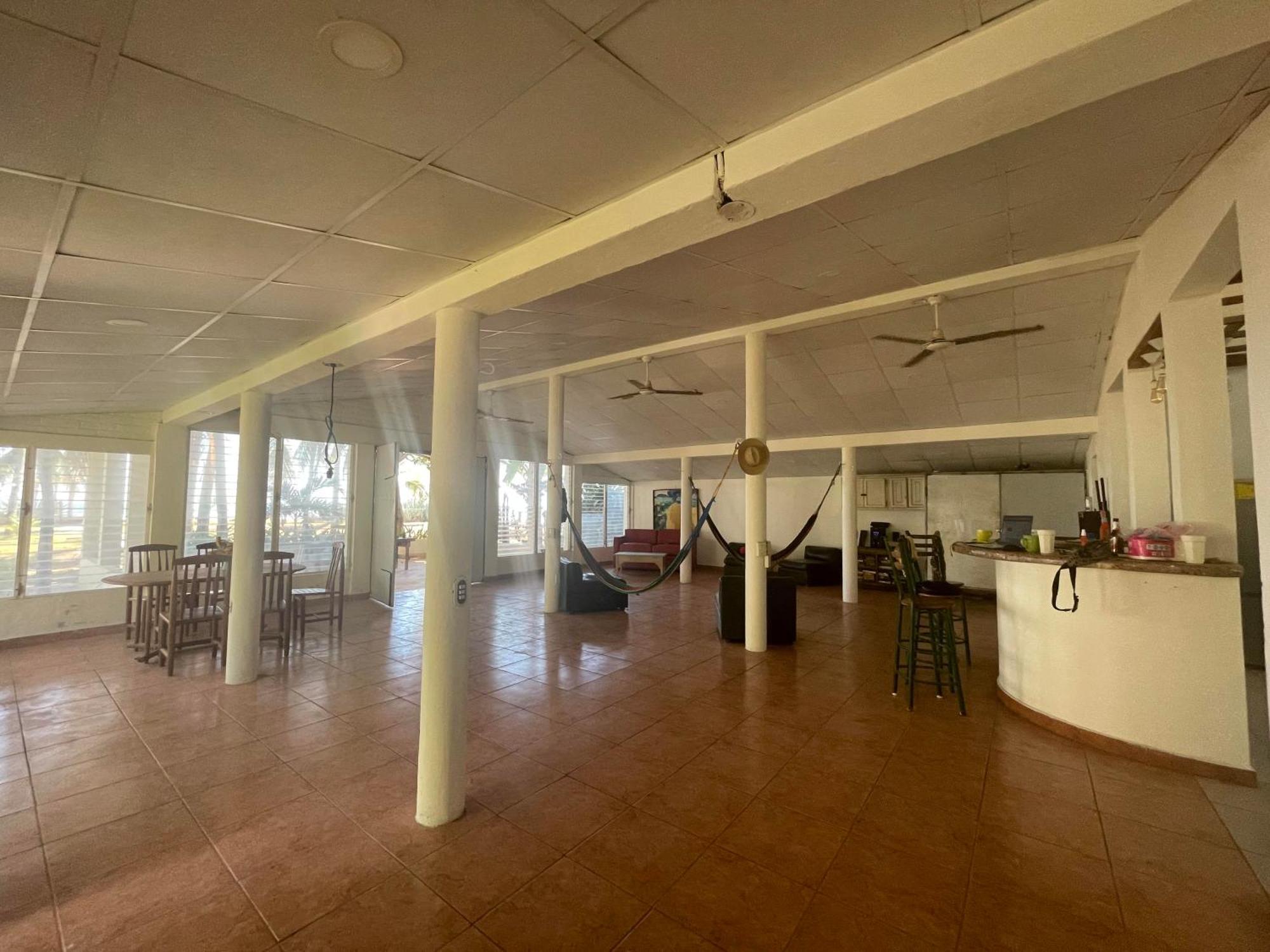 Sugarloaf Beach House & Surf Lodge Эль-Куко Экстерьер фото